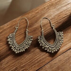 NWT Boho Lightweight Vintage Hippie Drop Dangle Earrings